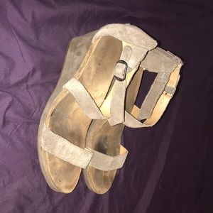 Lucky brand strapped sandals